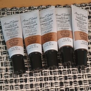 theBalm Anne T. Dotes Liquid Concealer - #18 Bundle